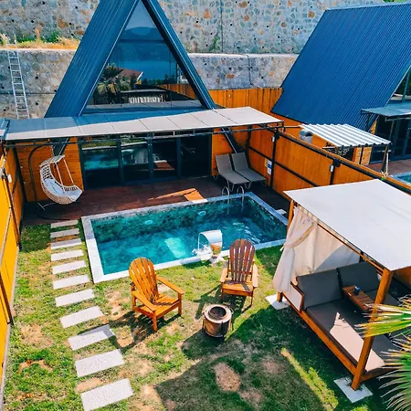 Bungorise Twin 1 Chalet